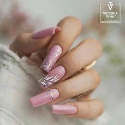 Маникюр на длинные, квадратные ногти. 01