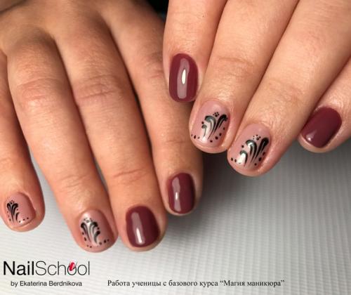 В школе Nailschool Екатерины Бердниковой. 05