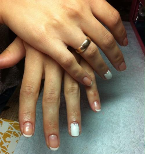 Девушки записываемся!  Маникюр с покрытием гель - лаком дизайн 500 р. 02