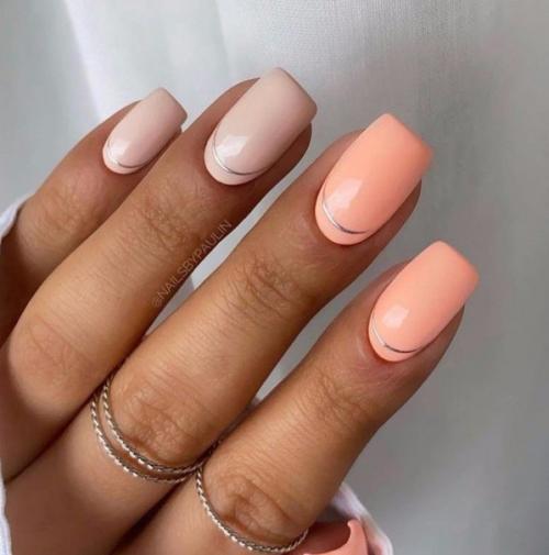 После яркого и эффектного маникюра со сложным дизайном часто хочется чего-то романтичного, изящного и утончённого. 05