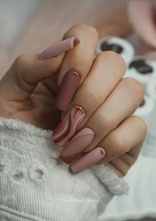 Маникюр на длинные, квадратные ногти. 07