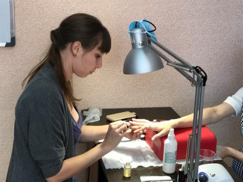 В школе Nailschool Екатерины Бердниковой. 07