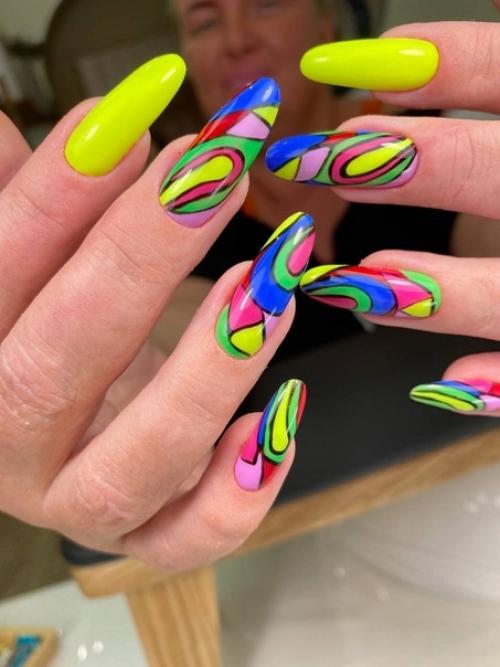 Оказывается, маникюр известен как искусство с незапамятных времен. 04