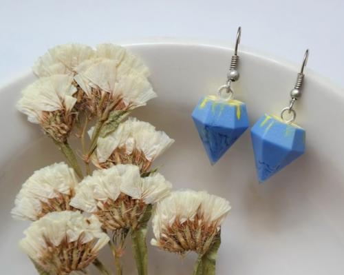 Очень захотелось поделиться своими работами, а также задать маленький вопрос. 05