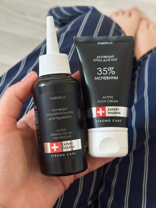 Уже несколько месяцев, я делаю маникюр и педикюр дома. 01 Уже несколько месяцев, я делаю маникюр и педикюр дома. 01