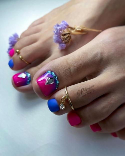 Дизайн педикюра летом. 01