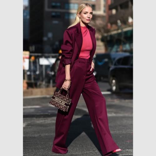 С чем носить модный цвет бургунди (винный), чтобы выглядеть дорого? 08 С чем носить модный цвет бургунди (винный), чтобы выглядеть дорого? 08