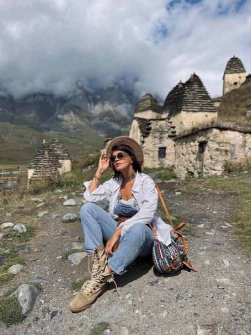 Пишу это, когда до дома остается еще километров 300, а уже как несколько дней хочется к собакам и на свой жесткий матрас. 03