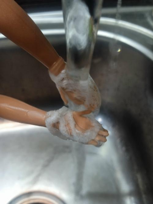 Распальцовка. У меня вот такой резак с набором сменных лезвий. 05