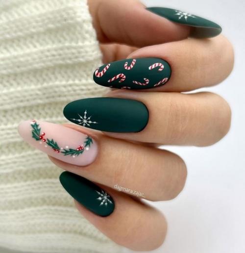 Потрясающие зеленые ноготочки в зимнем стиле. 02