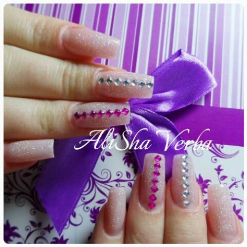 Милые девушки.  Будущие и постоянные наши клиенты. 09