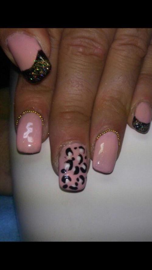 Много девочек скидывали свои хорошие работы и боялись повышать цены. 06