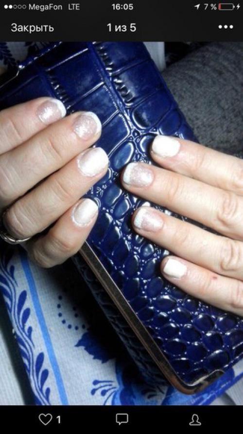 Много девочек скидывали свои хорошие работы и боялись повышать цены. 01