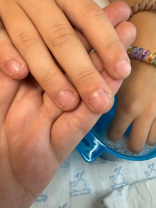 Преимущества детского маникюра. 01