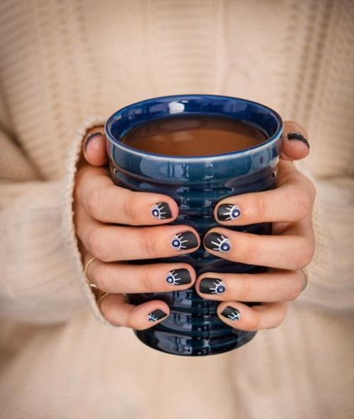 Новый тренд в нейл - арте - дизайны с глазами! 01