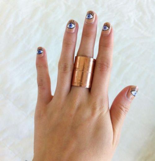 Новый тренд в нейл - арте - дизайны с глазами! 02