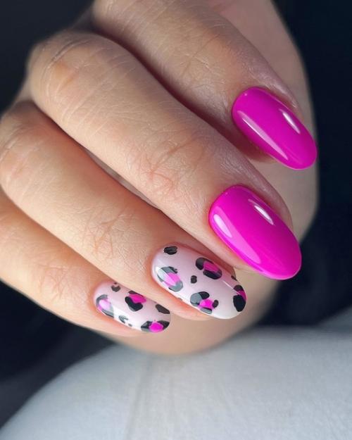 Новый маникюр - это не только способ быстро изменить образ, но и сделать его более трендовым. 03