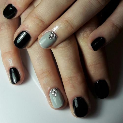 Привет. Занимаюсь ногтями 3 месяца, прошу вашей критики и советов. 06