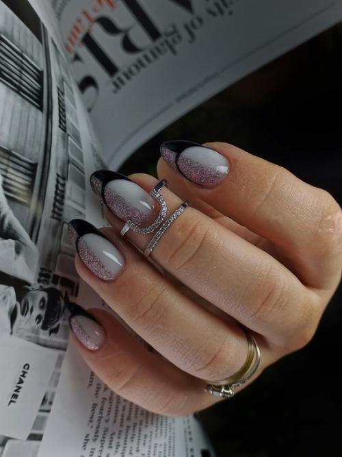 Никогда не забывайте о маникюре. 02