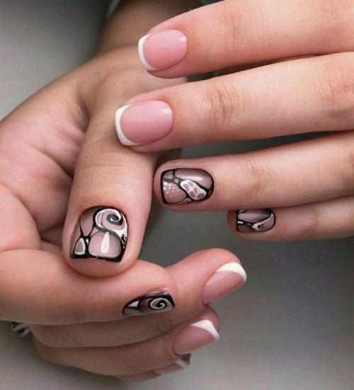 Здравствуйте!  Меня зовут Виктория и я являюсь дипломированным мастером ногтевого сервиса, стаж с 2007 года! 07