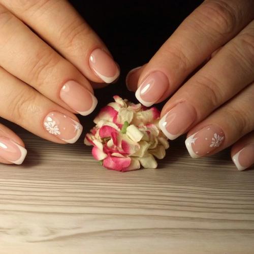 Привет, мастерицы) самоучка, занимаюсь год, хотелось бы услышать критику и советы беру 600 р однотонн, стоит ли повышать цены? 03