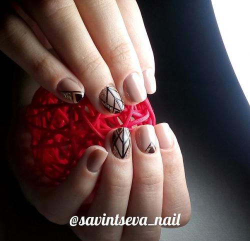 Дорогие мастерицы!  Занимаюсь маникюром с октября этого года. 02