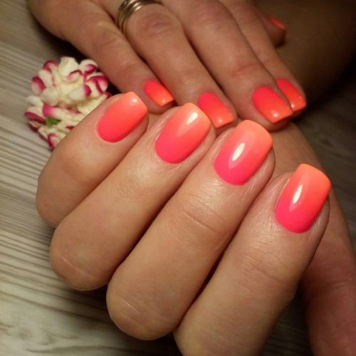 Привет, мастерицы) самоучка, занимаюсь год, хотелось бы услышать критику и советы беру 600 р однотонн, стоит ли повышать цены? 09