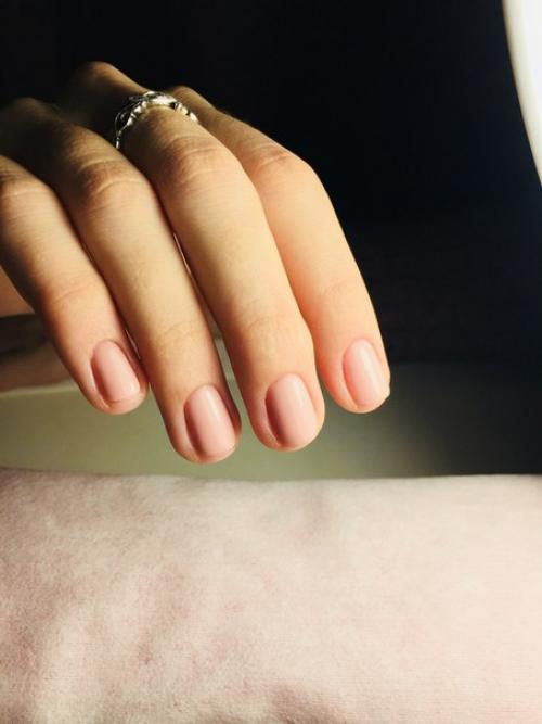 Я сертифицированный мастер ногтевого сервиса. 03