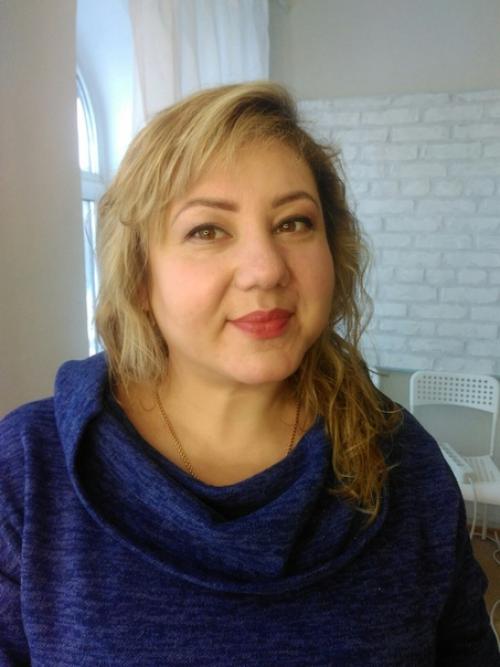 Занятие сам себе визажист Елена получила в подарок от своей сестры! 01