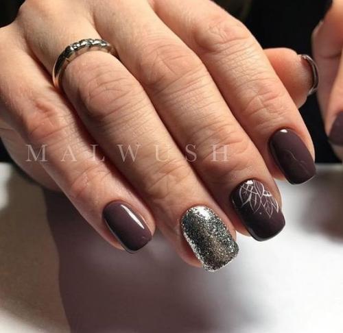 10 оригинальных вариантов маникюра в темных оттенках. 03