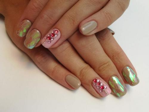 Девчата, подскажите сколько вы в среднем тратите времени на маникюр - покрытие - дизайн. 02