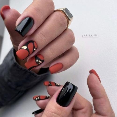 10 оригинальных вариантов маникюра в темных оттенках. 09