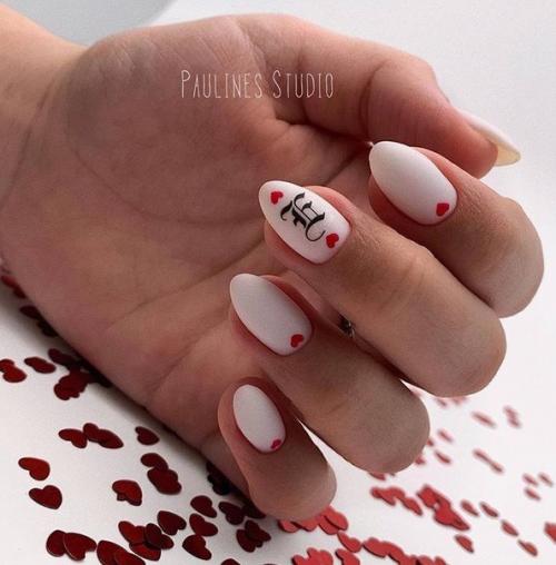 А вы уже решили с каким маникюром встретите своего любимого 14 февраля? 01