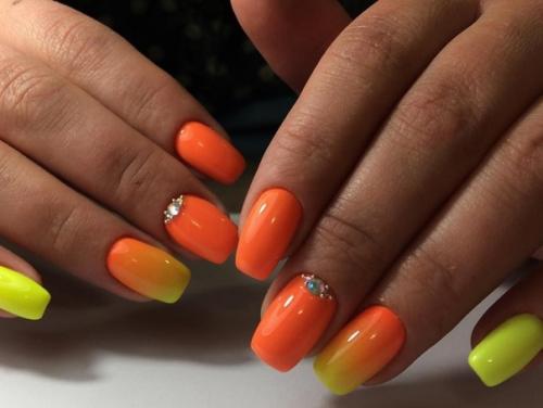 Всемогущий маникюр: какие оттенки лаков делают руки красивыми. 04