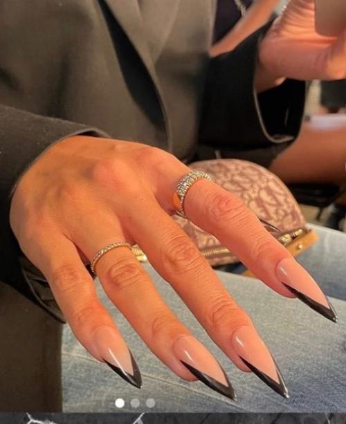 Тренды маникюра 2022. 03