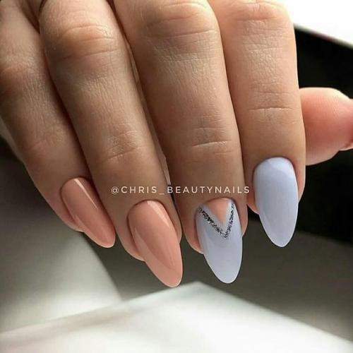 Идеи маникюра в нежно голубом цвете. 04