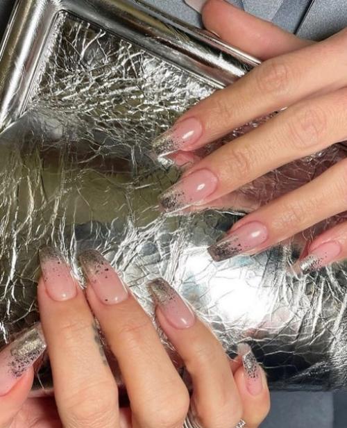 Тренды маникюра 2022. 01