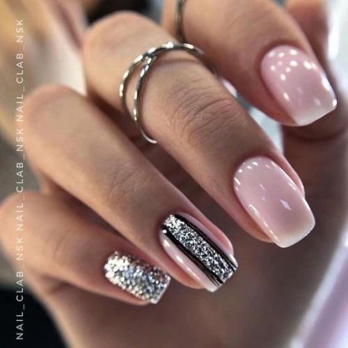 Идеи маникюра с вертикальной полоской. 01