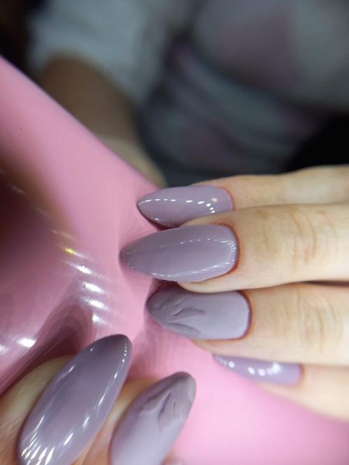 Дача - не повод забыть о красоте или как сохранить маникюр, работая в огороде. 01