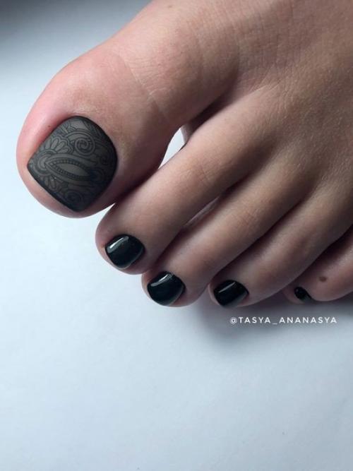 10 самых оригинальных и выразительных дизайнов педикюра. 02