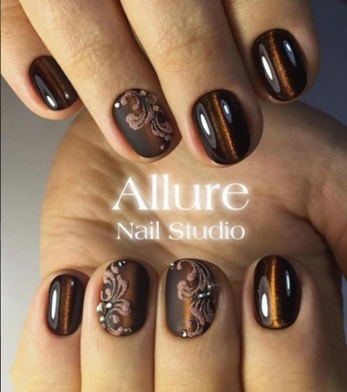 Идеи необычного маникюра с бархатным покрытием. 09
