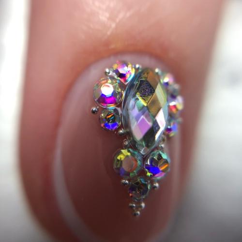 Оцените, пожалуйста!  1 фото - наращивание сама себе на правой руке (я правша). 05