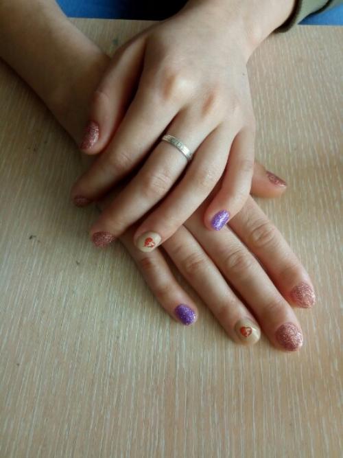 Дайте критику.  Маникюр + гель - лак. 04