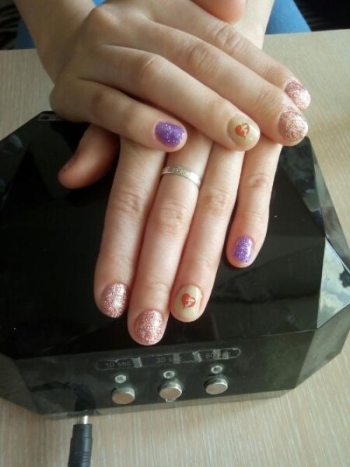 Дайте критику.  Маникюр + гель - лак. 03