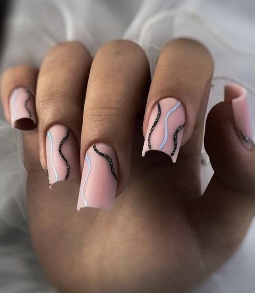 Подборка идеальных идей для маникюра на квадратные ногти. 08