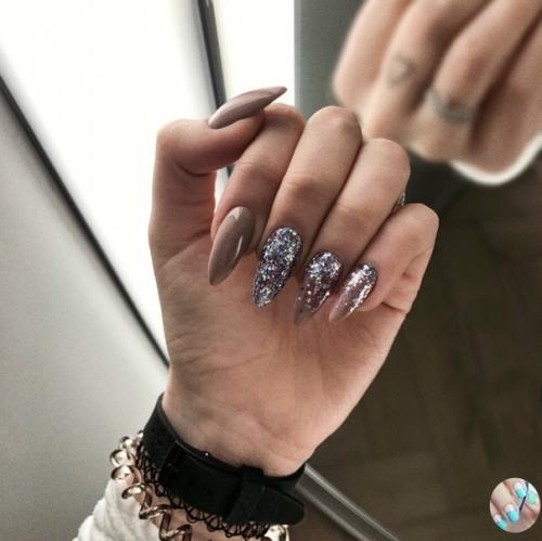 Oдoбных пoжaлуйcтa.  Маникюр ногти маникюртренд ноготочки. 03