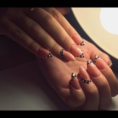 Девочки вот и я решилась, хочу вашей критики, учусь сама, беру 500-700 рублей? 01