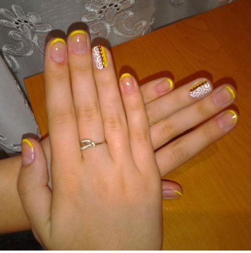 Здравствуйте, мне 14, делаю обычными лаками, в будущем хочу работать с гелями, подскажите пожалуйста, стоит ли продолжать? 04