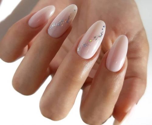 Можно пожалуйста бежевый маникюр? 08