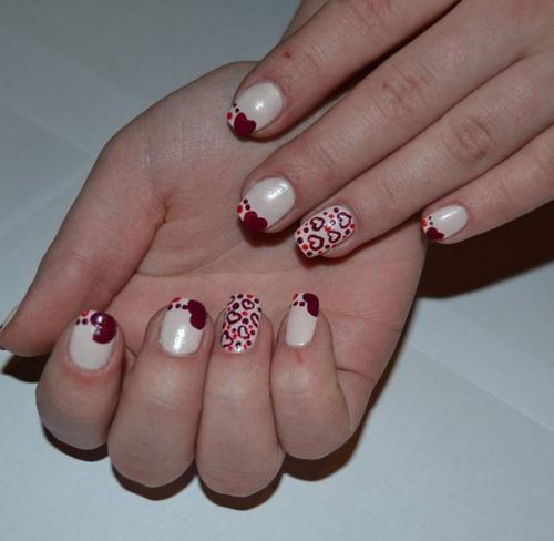 Здравствуйте, мне 14, делаю обычными лаками, в будущем хочу работать с гелями, подскажите пожалуйста, стоит ли продолжать? 01